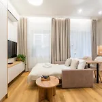 Apartment Stacja Jezyce Superior By Bookinghost