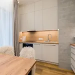 Stacja Jezyce Superior By Bookinghost Apartment *