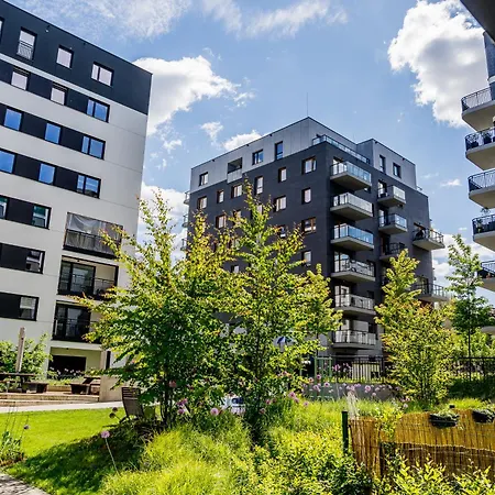 Stacja Jezyce Superior By Bookinghost