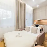 Stacja Jezyce Superior By Bookinghost Apartmán *
