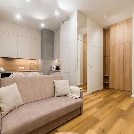 Stacja Jezyce Superior By Bookinghost Appartamento