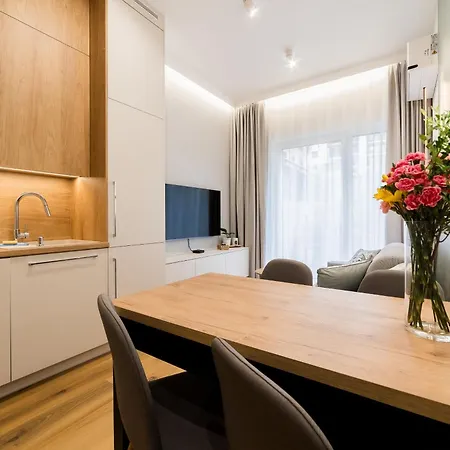 Appartamento Stacja Jezyce Superior By Bookinghost *