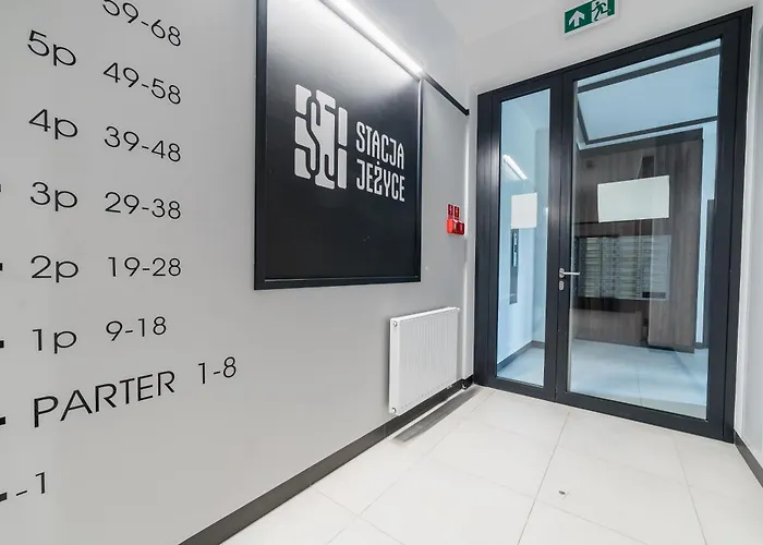 Stacja Jezyce Superior By Bookinghost *