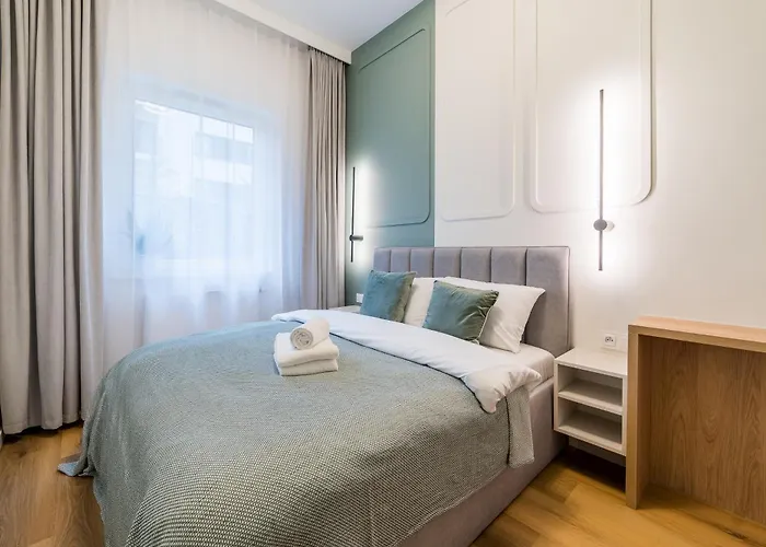 Stacja Jezyce Superior By Bookinghost *